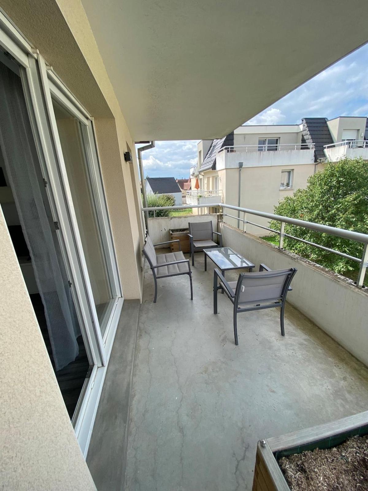 U1 Chaleureux Appartement Avec Balcon A Uffholtz Eksteriør billede